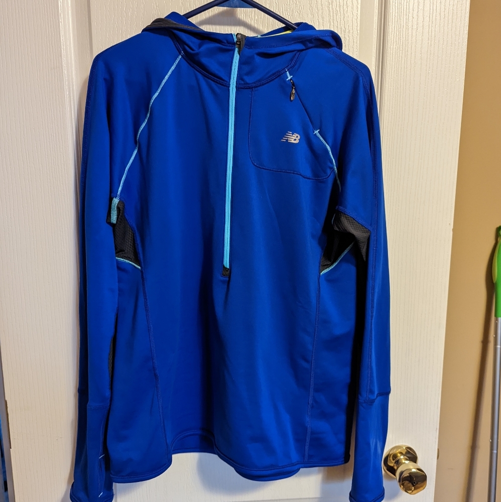 New balance long sleeve lightweight half zip with hoodie